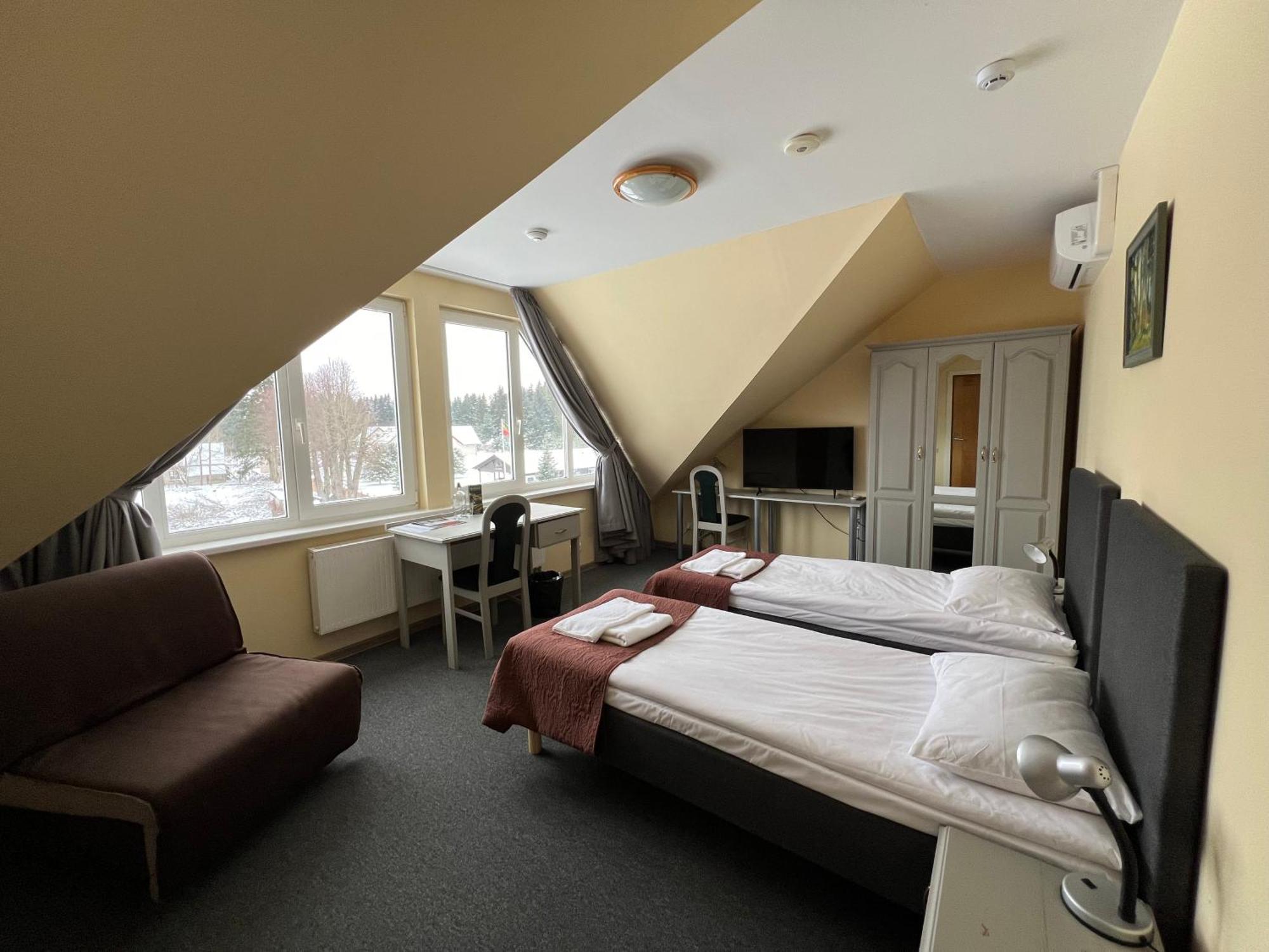 Butenas Hotel Tyla Биржай Экстерьер фото