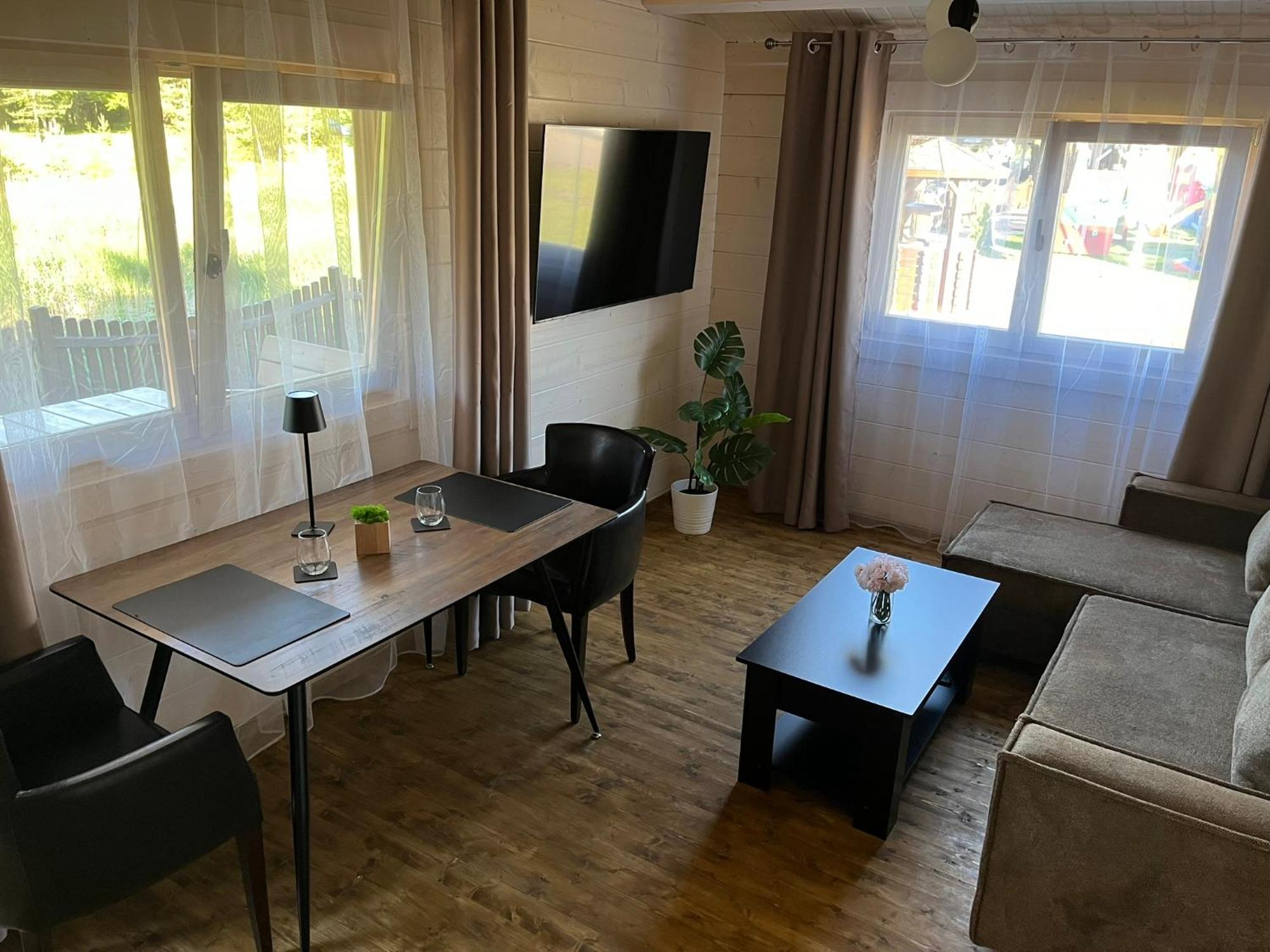 Butenas Hotel Tyla Биржай Экстерьер фото
