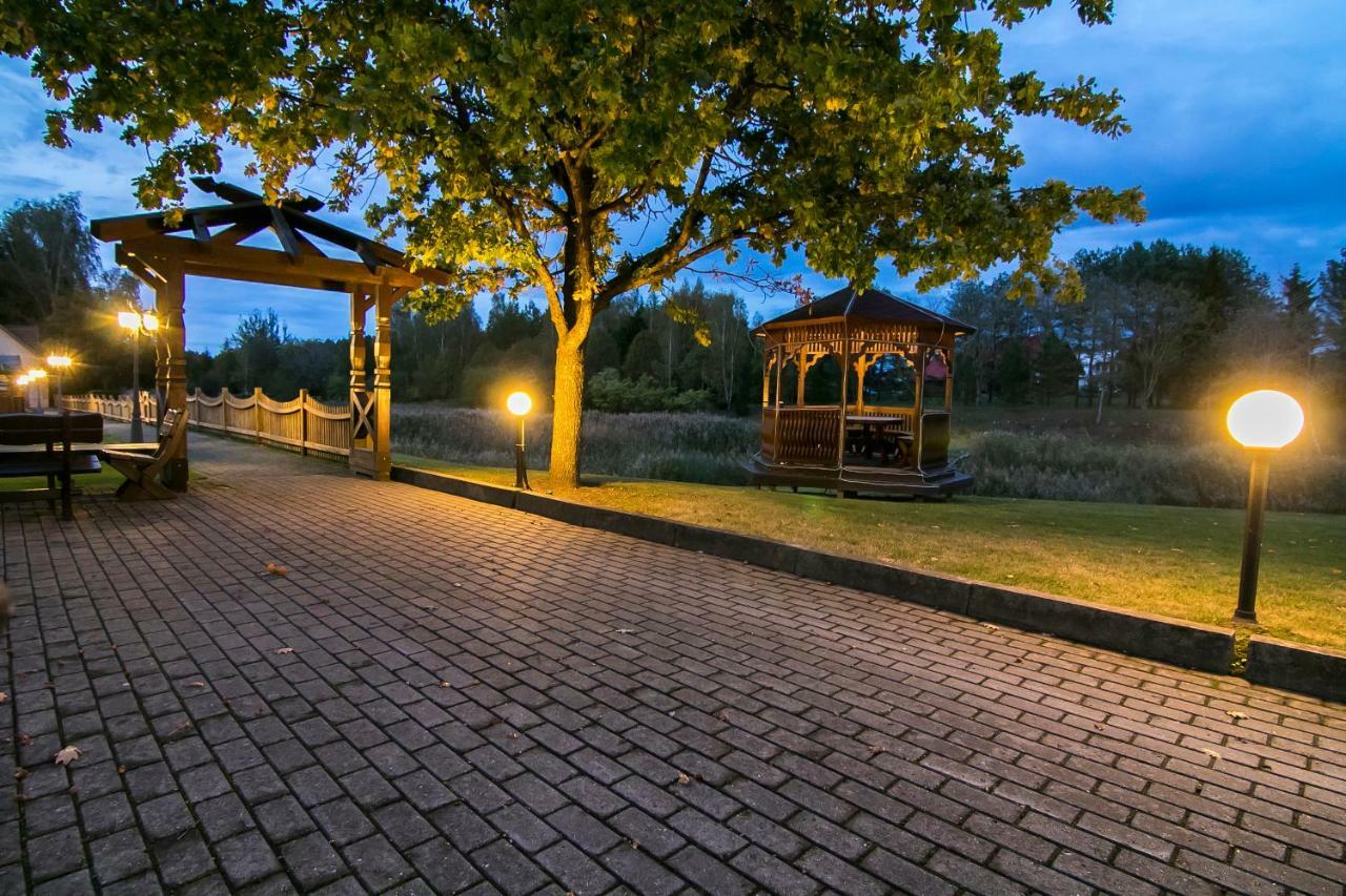 Butenas Hotel Tyla Биржай Экстерьер фото